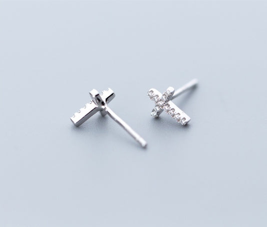 Diamond stud earrings